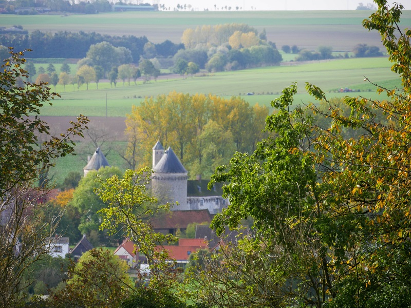 Vue sur le Château d'Olhain